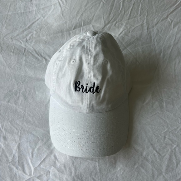 Accessories - Bride hat